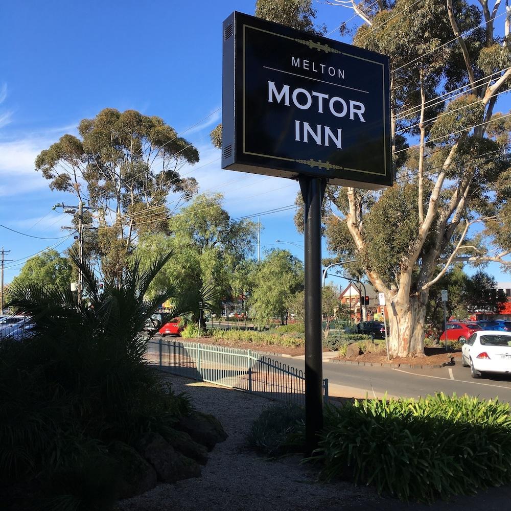 Melton Motor Inn And Apartments Екстериор снимка