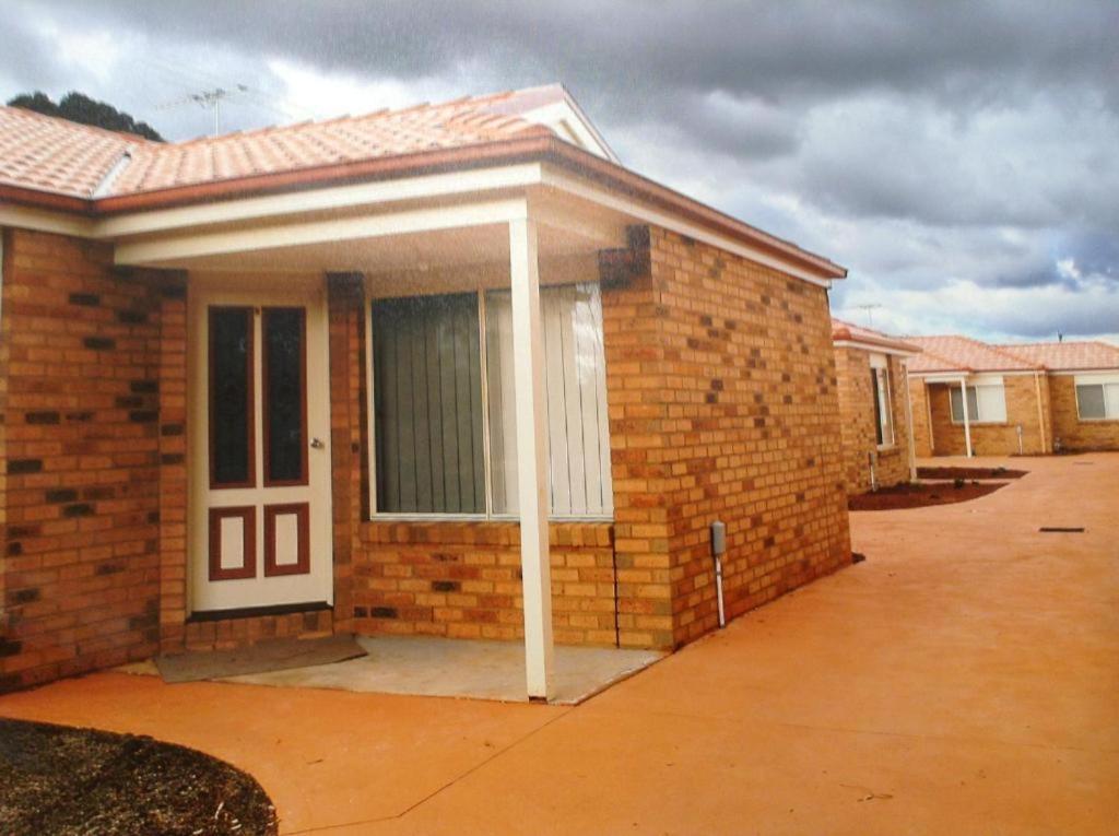 Melton Motor Inn And Apartments Екстериор снимка
